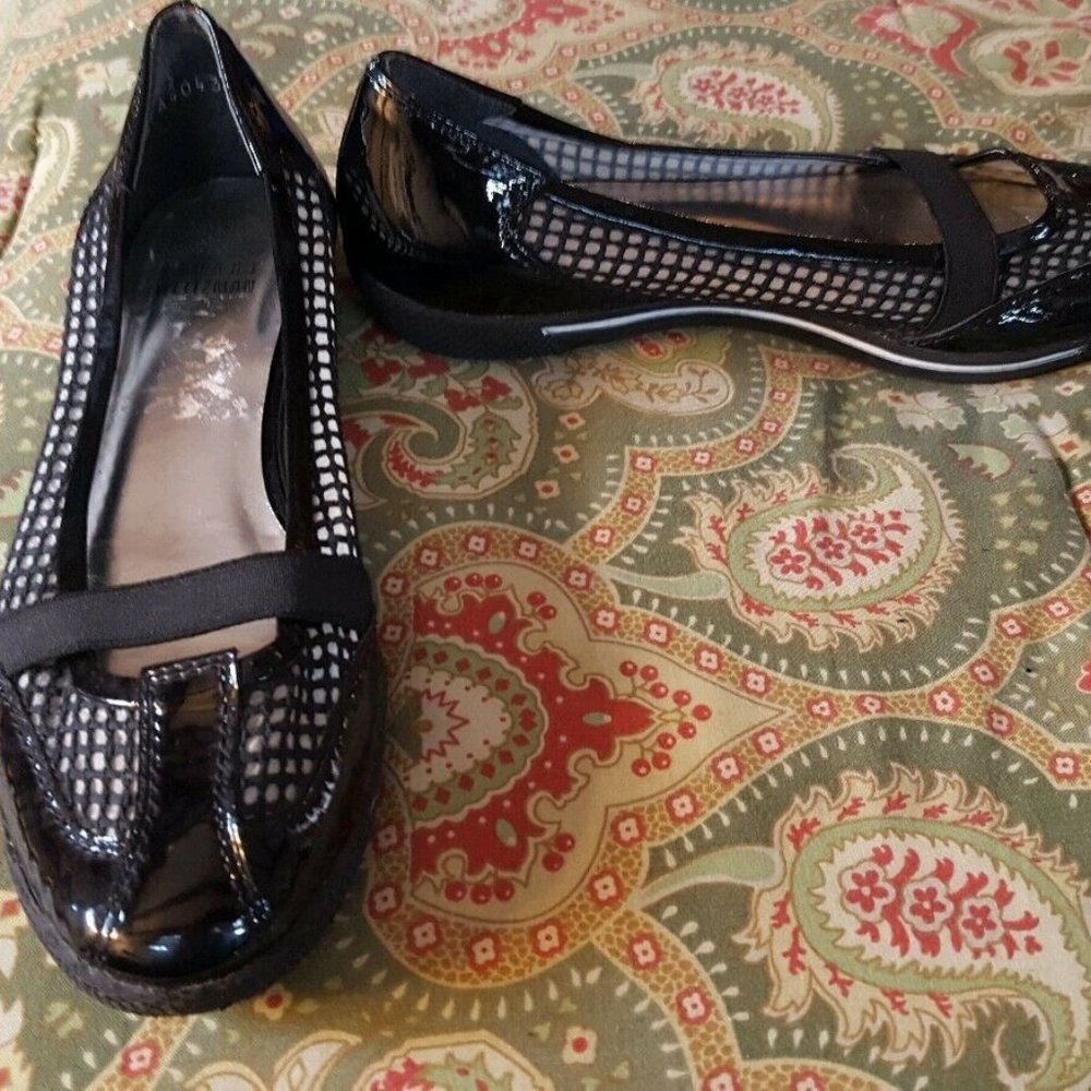 Stuart Weitzman 6 black flats loafers shoes
